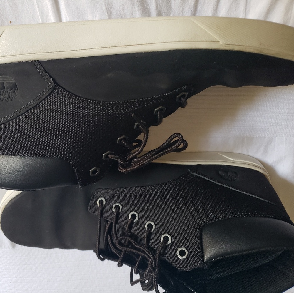 Timberlan  black shoes - Picture 2 of 3